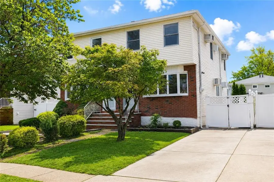 221 Abingdon Avenue, Staten Island, NY 10308 - #2