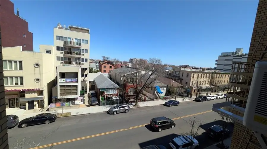 150 West End Avenue #4S, Brooklyn, NY 11235 - #2