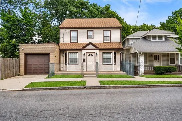 69 Portland Place, Staten  Island, NY 10301