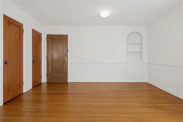 286 Corbin Place #1D, Brooklyn, NY 11235