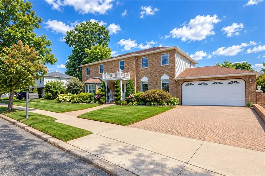 162 Rensselaer Avenue, Staten Island, NY 10312 - #2