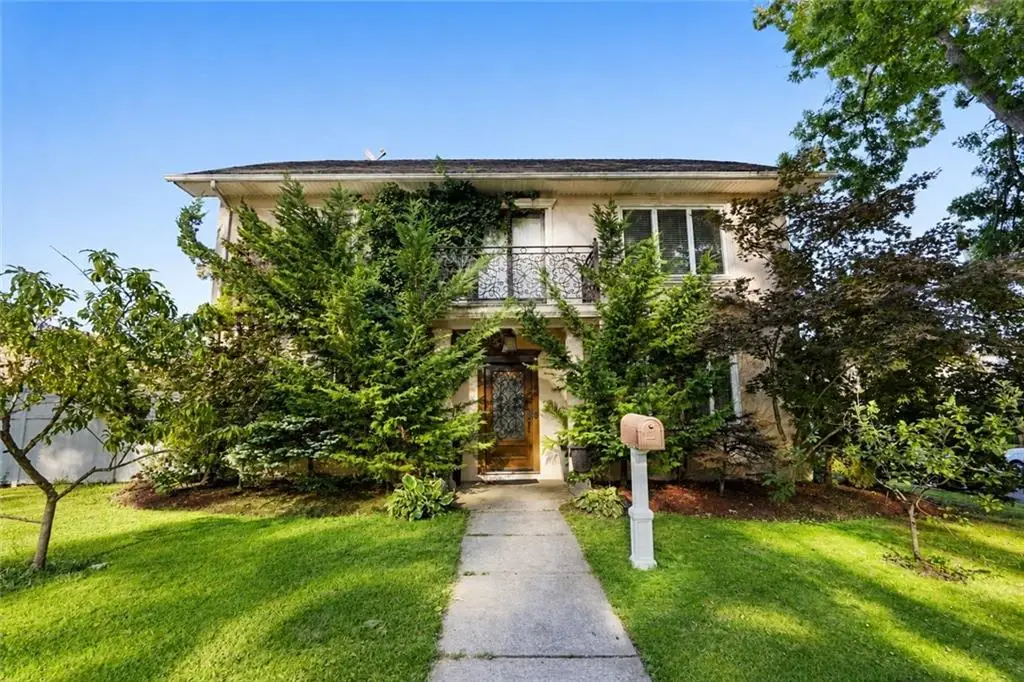 35 Landis Avenue, Staten Island, NY 10305 - #1