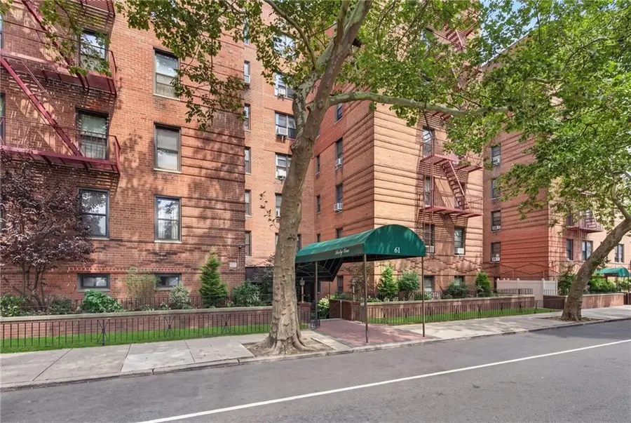 61 Oliver Street #3D, Brooklyn, NY 11209 - #2