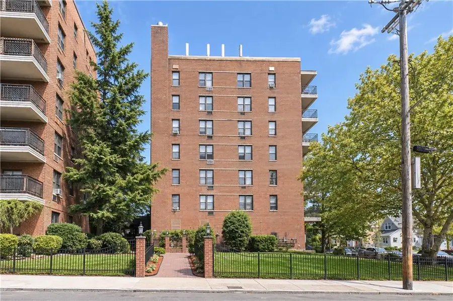 145 Lincoln Avenue #6X, Staten Island, NY 10306 - #3