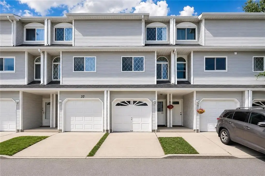 35 Simmons Loop, Staten Island, NY 10314 - #1