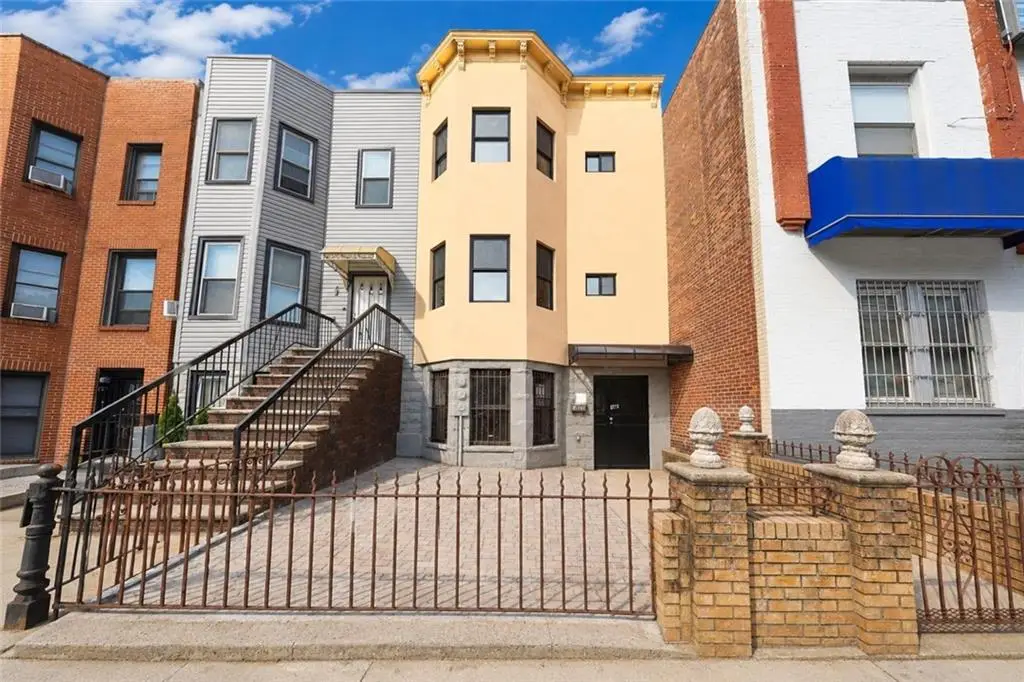 320 Bay Ridge Parkway, Brooklyn, NY 11209 - #1