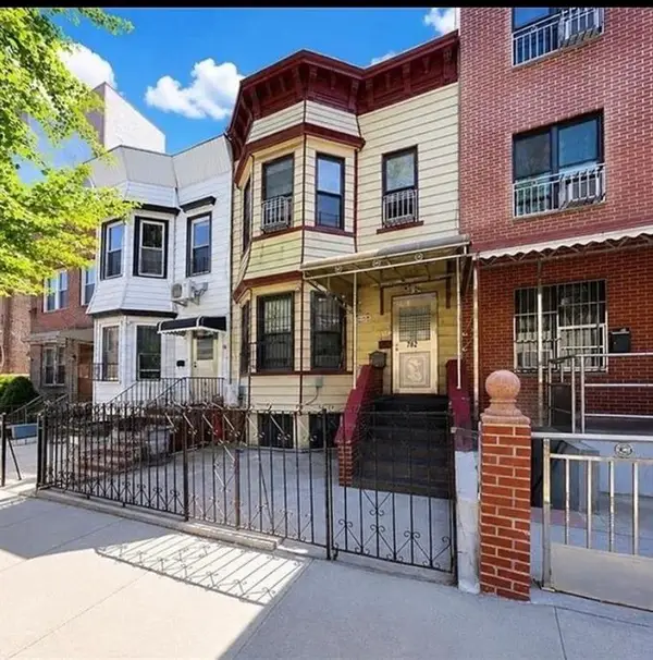 762 50th Street, Brooklyn, NY 11220