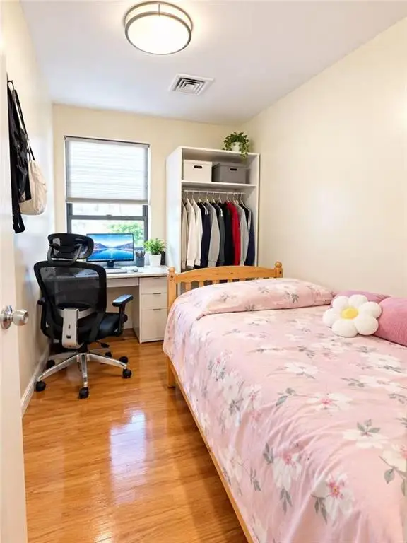 192 Kiswick Street, Staten Island, NY 10306 - #3