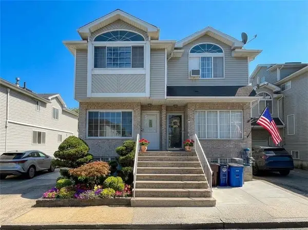 25 Latourette Lane, Staten  Island, NY 10314