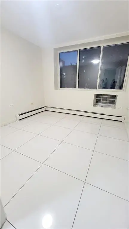 629 51st Street #1D, Brooklyn, NY 11220