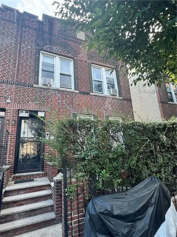 30 East 96th Street, Brooklyn, NY 11212