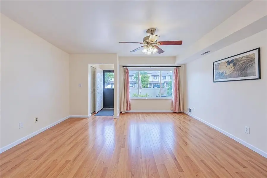 492A Lisk Avenue #A, Staten Island, NY 10303 - #3