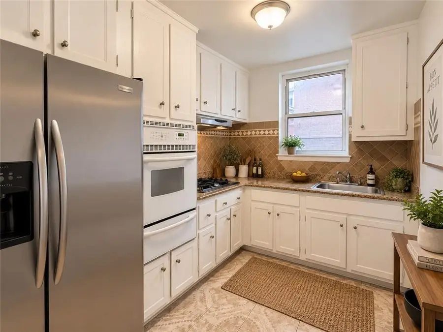 720 East 32nd Street #C3, Brooklyn, NY 11210 - #3