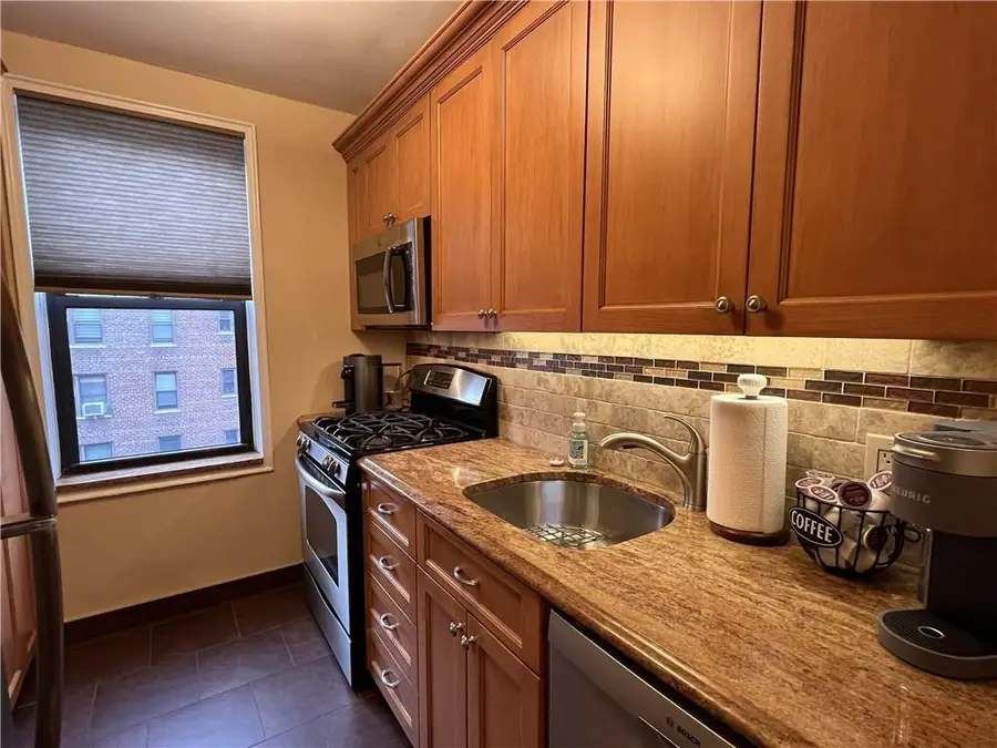 2260 Burnett Street #5D, Brooklyn, NY 11229 - #2