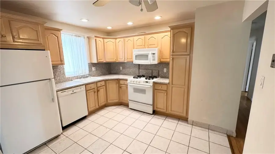 155 Woodbine Avenue, Staten Island, NY 10314 - #3
