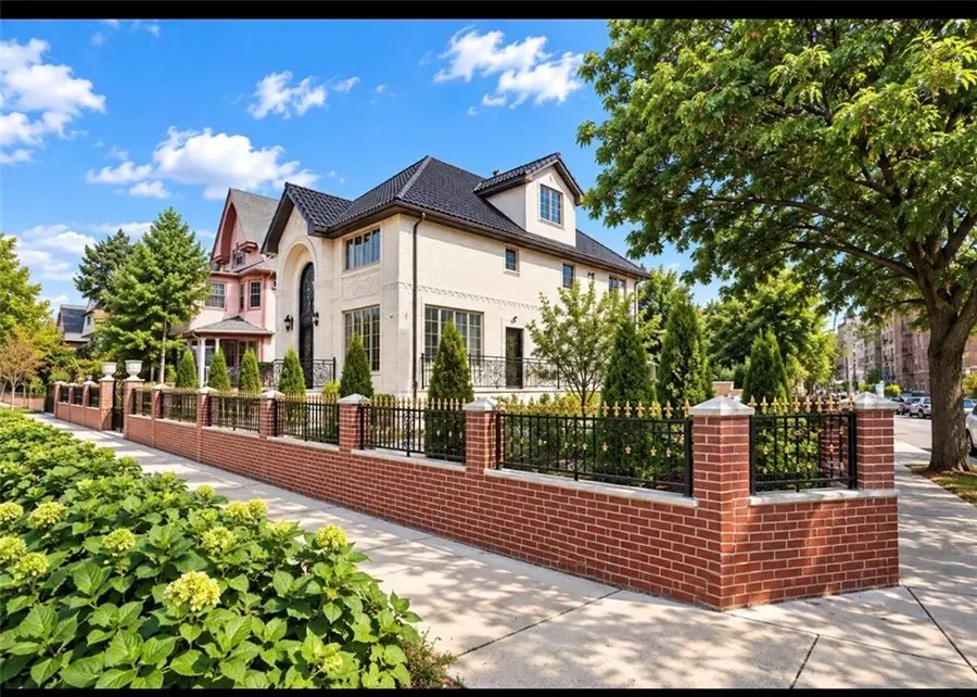353 East 17th Street, Brooklyn, NY 11226 - #2