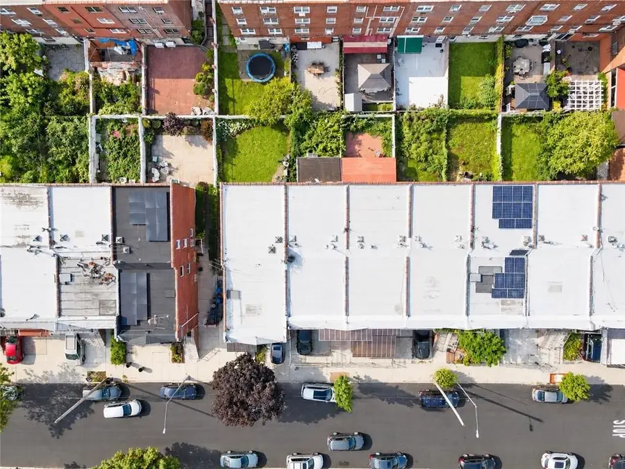 27 Paerdegat 15th Street, Brooklyn, NY 11236 - #2