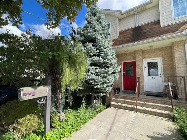 42 Weed Avenue, Staten  Island, NY 10306