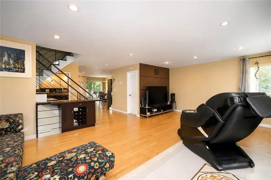 598 Woolley Avenue, Staten Island, NY 10314 - #3