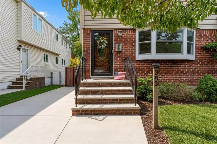 382 Elverton Avenue, Staten Island, NY 10308 - #2