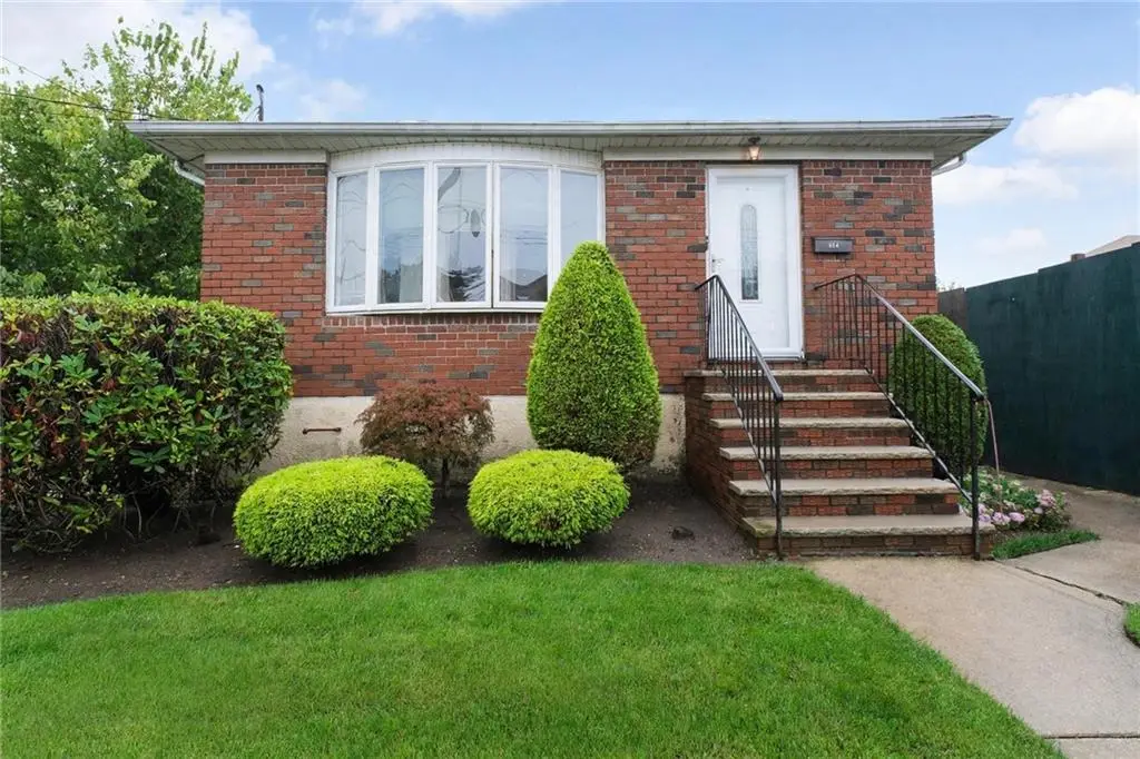 604 Lincoln Avenue, Staten Island, NY 10306 - #1