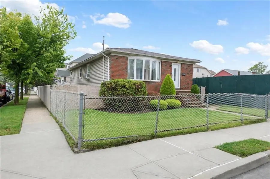 604 Lincoln Avenue, Staten Island, NY 10306 - #2