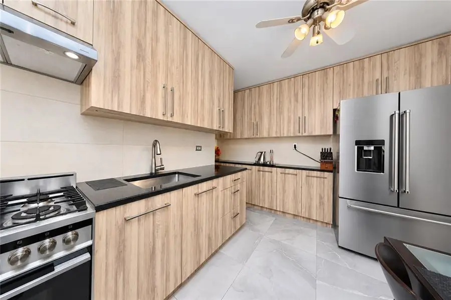 2665 Homecrest Avenue #5R, Brooklyn, NY 11235 - #3