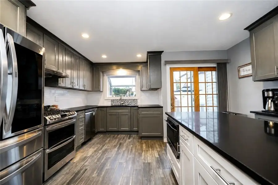 283 Elverton Avenue, Staten Island, NY 10308 - #3