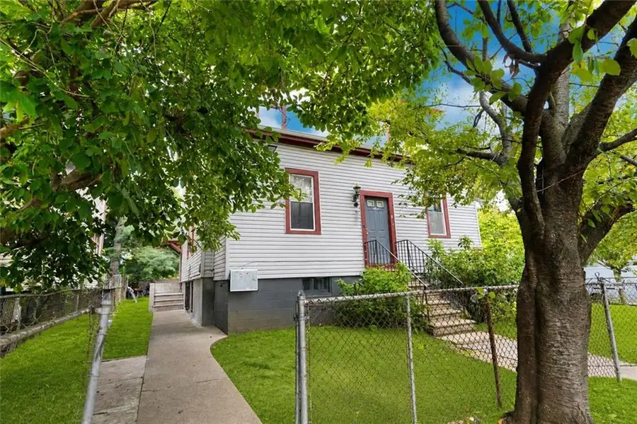 3 Trinity Place, Staten Island, NY 10310 - #2