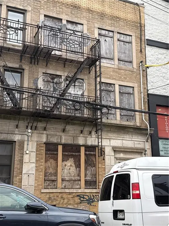 2869 West 17th Street, Brooklyn, NY 11224