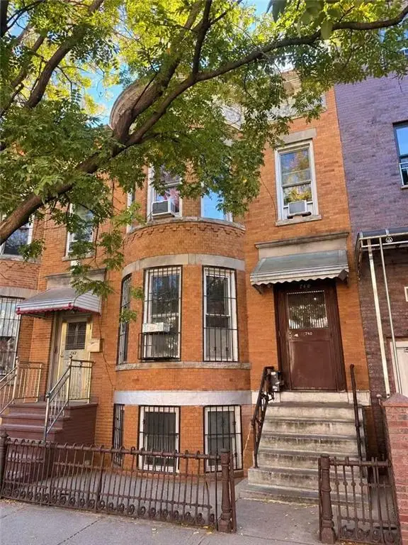 740 50th Street, Brooklyn, NY 11220