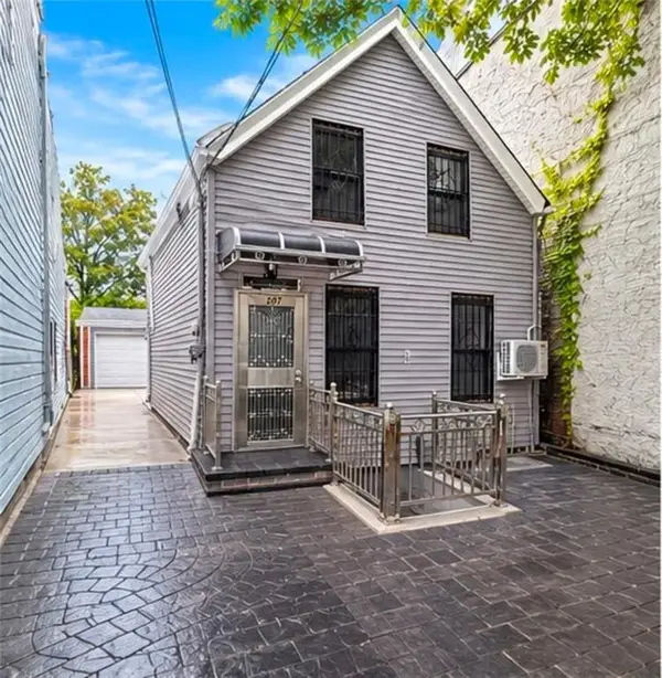 207 Bradford Street, Brooklyn, NY 11207