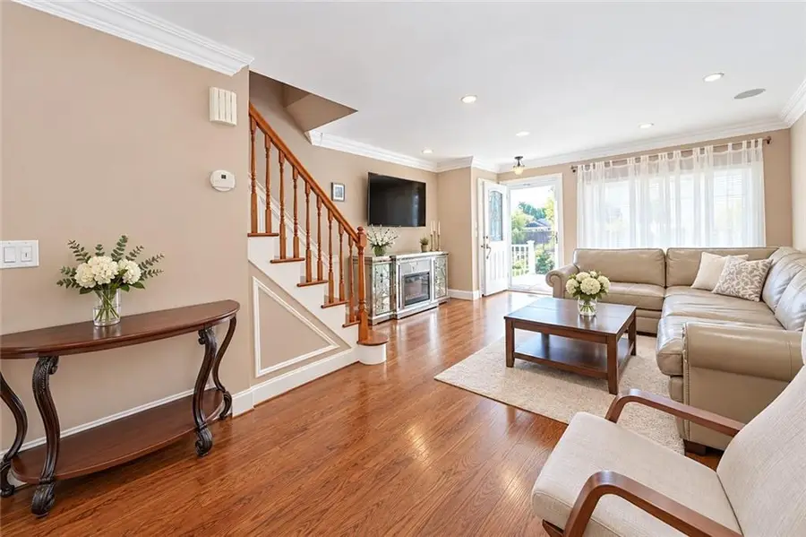 177 Benton Avenue, Staten Island, NY 10305 - #3