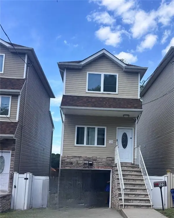 123 Hendricks Avenue, State Island, NY 10301