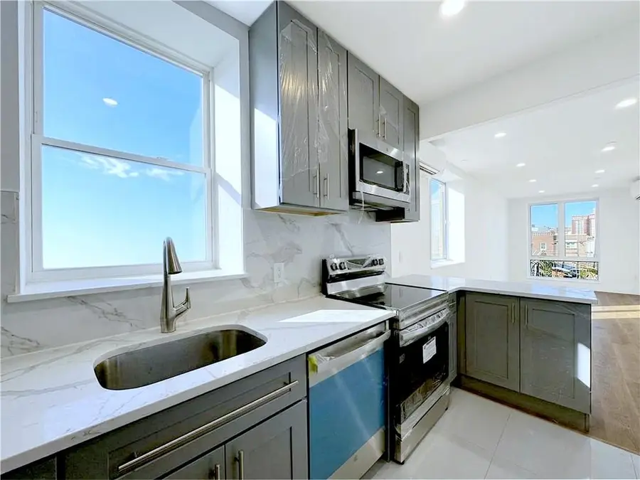 2815 West 17th Street #3B, Brooklyn, NY 11224 - #3