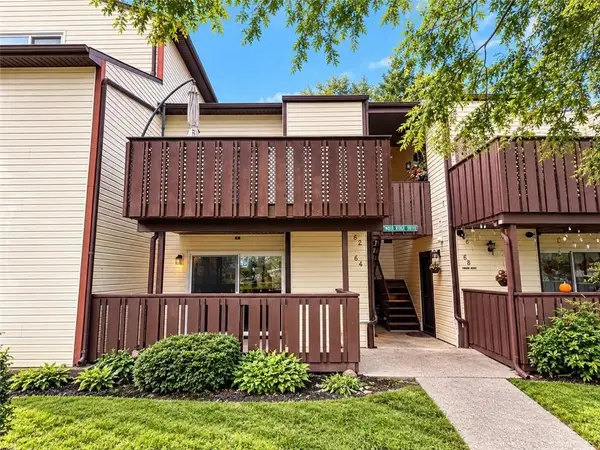64 Timber Ridge Drive #64, Staten  Island, NY 10306