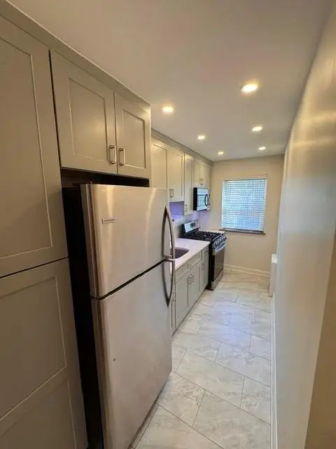 323 Bay 8th Street #1B, Brooklyn, NY 11228 - #3