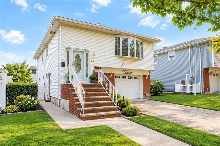 84 Augusta Avenue, Staten Island, NY 10312 - #3