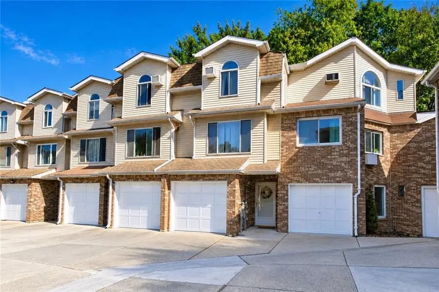 40 Zachary Court, Staten Island, NY 10310 - #3