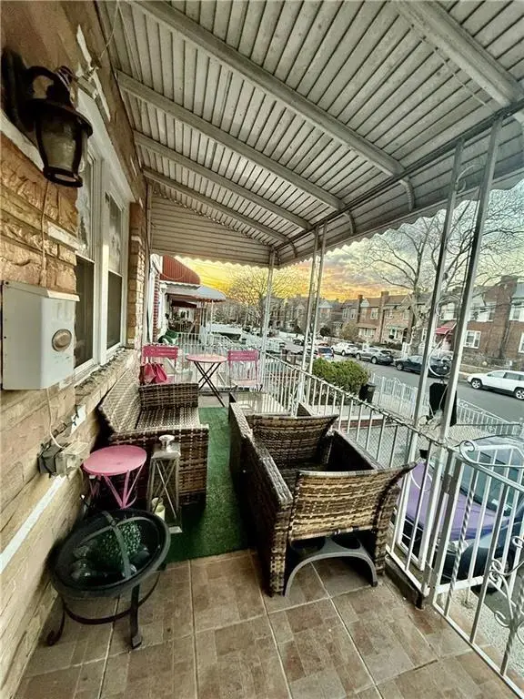 2074 Turnbull Avenue, Bronx, NY 10473 - #2