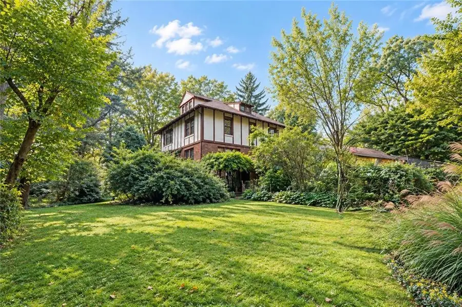 231 Douglas Road, Staten Island, NY 10304 - #3