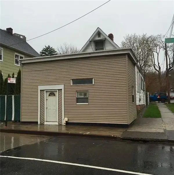 976 Van Duzer Street, Staten  Island, NY 10304