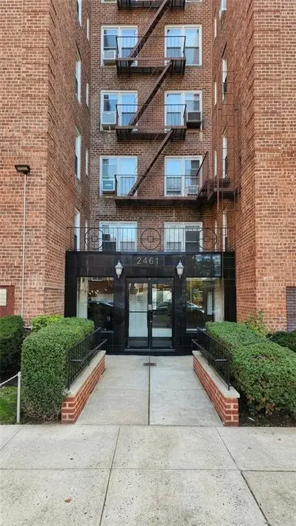 2461 East 29th Street #5D, Brooklyn, NY 11235