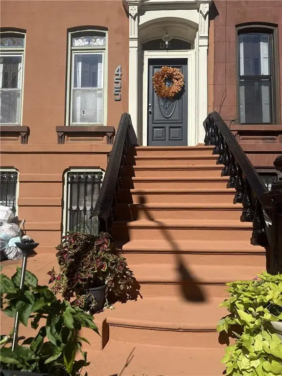 455 Macon Street, Brooklyn, NY 11233