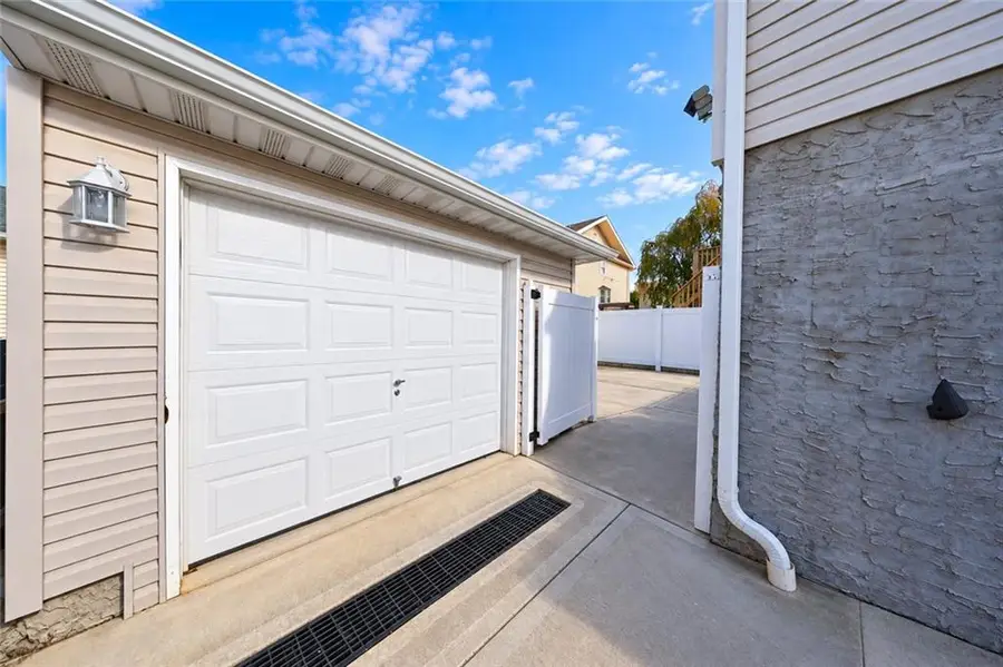 109 Gower Street, Staten Island, NY 10314 - #3