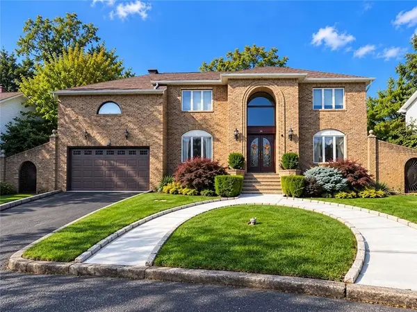 34 Fayann Lane, Staten  Island, NY 10307
