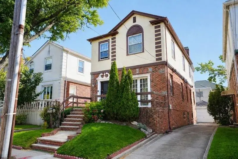 143 Irwin Street, Brooklyn, NY 11235 - #1