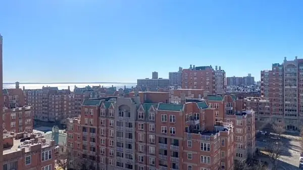 55 Oceana Drive East #PH3C, Brooklyn, NY 11235