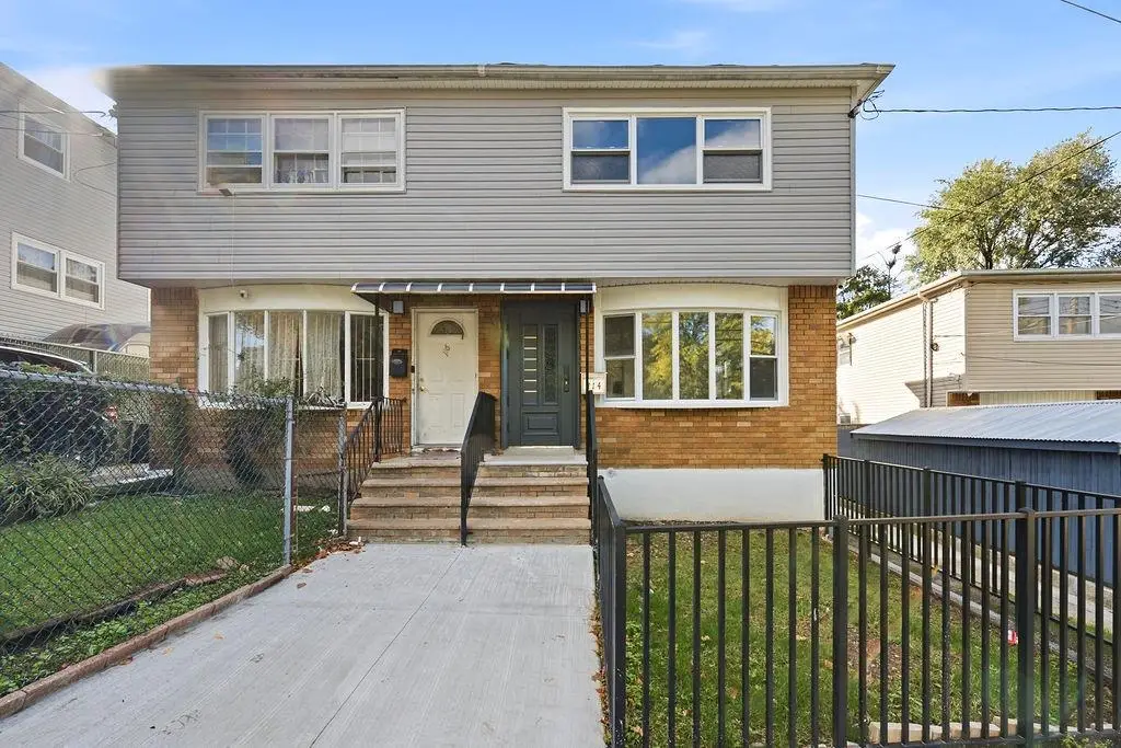 114 Warren Street, Staten Island, NY 10304 - #1