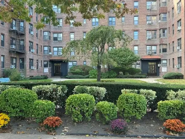 2220 Burnett Street #1G, Brooklyn, NY 11229